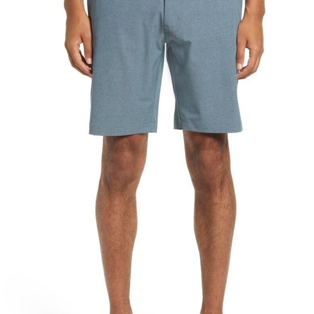 Mens Travis Mathew Grommet Golf Shorts 32 Khaki Aegean Blue Plaid Lot of 2 EUC! - Picture 2 of 10